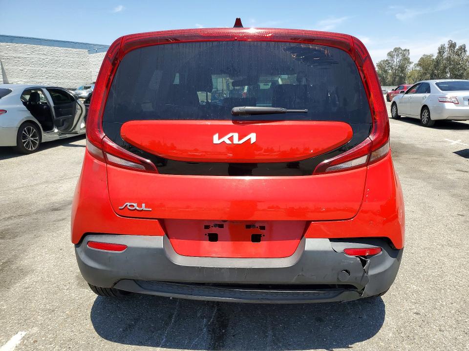 2022 Kia Soul მანქანა იყიდება აუქციონზე, vin: KNDJ23AU0N7186350, აუქციონის ნომერი: 56090456