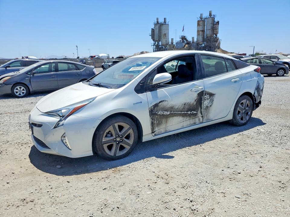 58950206 :رقم المزاد ، JTDKARFUXJ3551007 vin ، 2018 Toyota Prius مزاد بيع