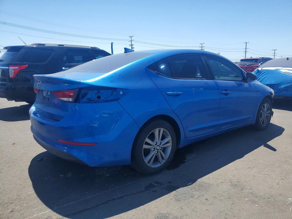 2017 Hyundai Elantra მანქანა იყიდება აუქციონზე, vin: 5NPD84LF3HH165962, აუქციონის ნომერი: 56746926