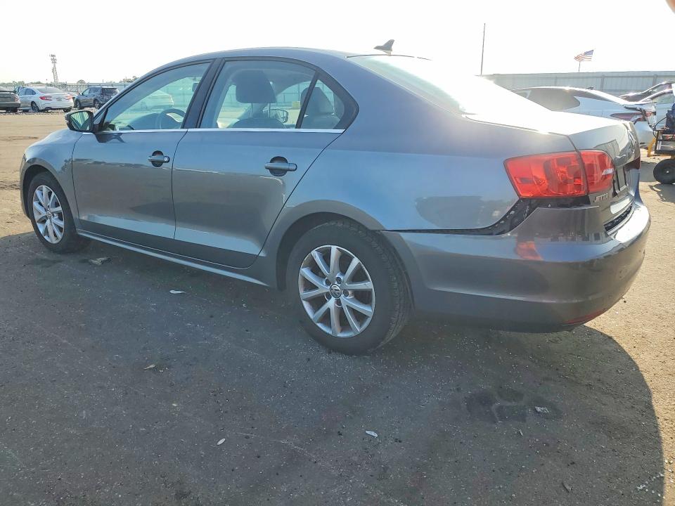 58716006 :رقم المزاد ، 3VWD17AJXEM249888 vin ، 2014 Volkswagen Jetta مزاد بيع