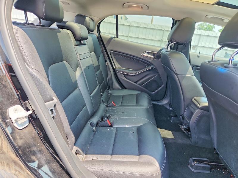 2015 Mercedes-benz Gla მანქანა იყიდება აუქციონზე, vin: WDCTG4EB3FJ169842, აუქციონის ნომერი: 59116996