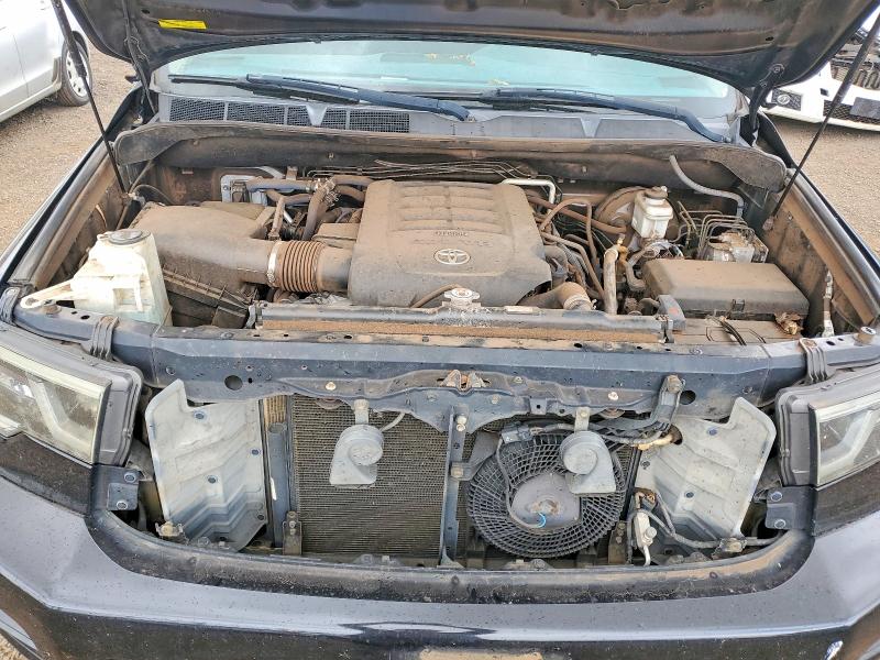 56705806 :رقم المزاد ، 5TDBY5G17JS158623 vin ، 2018 Toyota Sequoia مزاد بيع