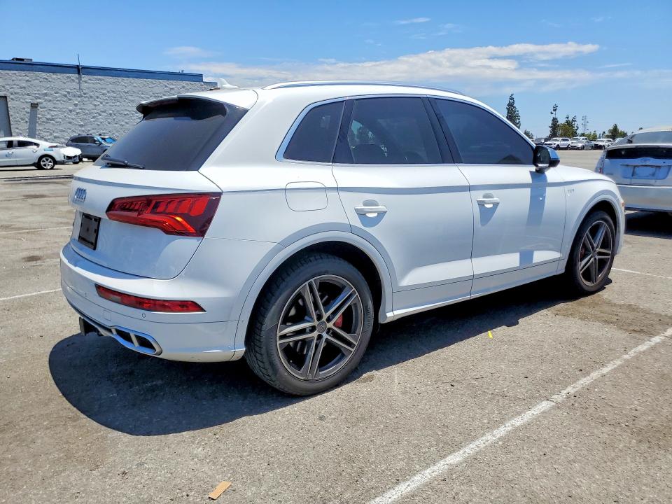 56537096 :رقم المزاد ، WA1C4AFY1J2176558 vin ، 2018 Audi Sq5 مزاد بيع