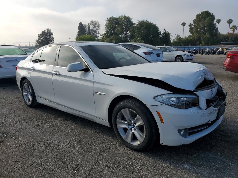 55928126 :رقم المزاد ، WBAXG5C54DDY35996 vin ، 2013 Bmw 528 مزاد بيع