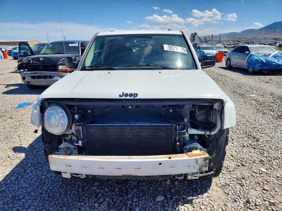 55710976 :رقم المزاد ، 1C4NJRBB9FD312700 vin ، 2015 Jeep Patriot مزاد بيع