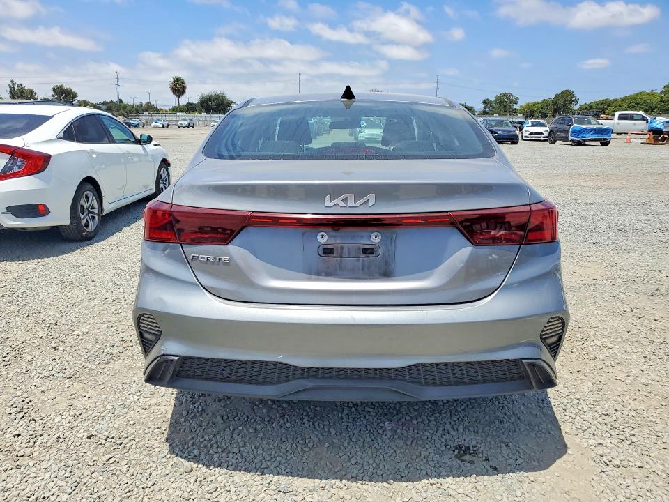 58054786 :رقم المزاد ، 3KPF24AD4PE604424 vin ، 2023 Kia Forte مزاد بيع