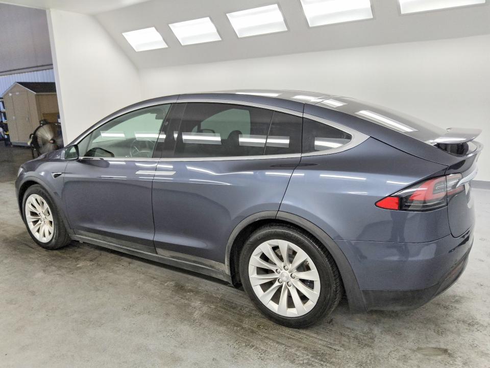 Продаж на аукціоні авто 2020 Tesla Model X, vin: 5YJXCDE29LF241410, номер лоту: 53553696