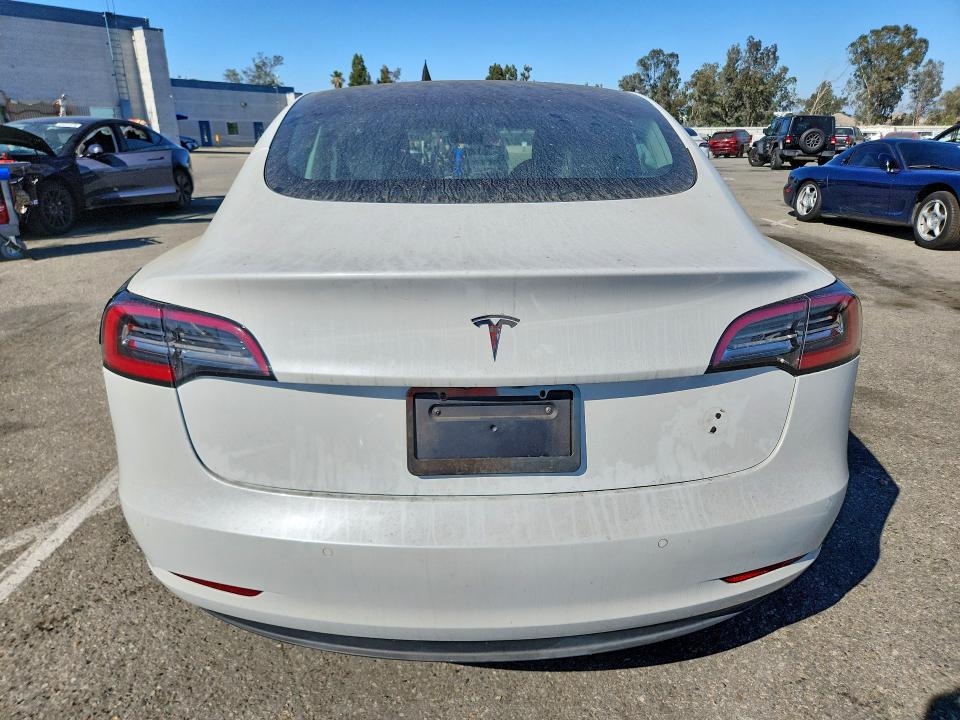 Продажа на аукционе авто 2020 Tesla Model 3, vin: 5YJ3E1EAXLF806455, номер лота: 57598536