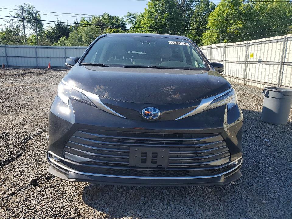 55227676 :رقم المزاد ، 5TDZSKFC1MS032988 vin ، 2021 Toyota Sienna مزاد بيع