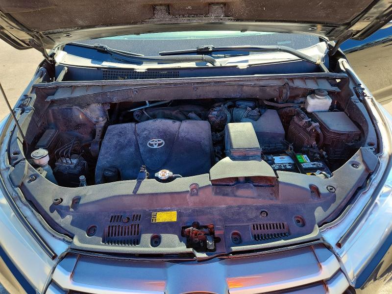 Продажа на аукционе авто 2019 Toyota Highlander, vin: 5TDJZRFHXKS566632, номер лота: 55926896