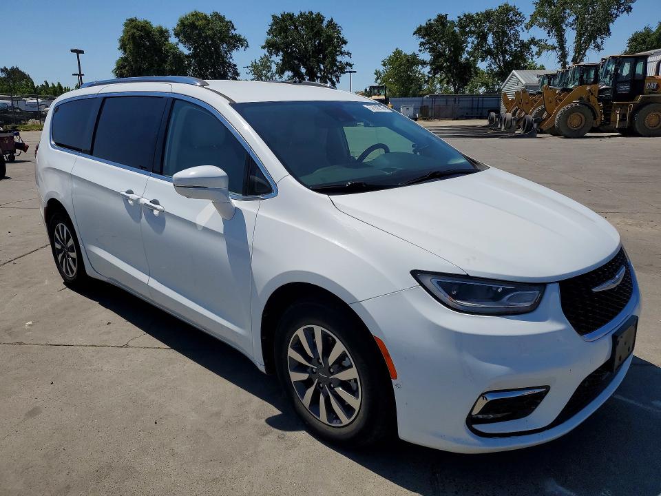 57597296 :رقم المزاد ، 2C4RC1L7XMR585873 vin ، 2021 Chrysler Pacifica مزاد بيع