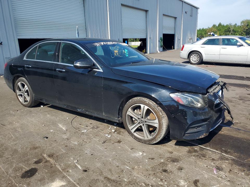 Продажа на аукционе авто 2018 Mercedes-benz E, vin: WDDZF4KB6JA480171, номер лота: 55587116