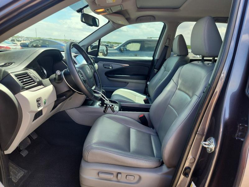 56588326 :رقم المزاد ، 5FNYF5H51JB010067 vin ، 2018 Honda Pilot مزاد بيع