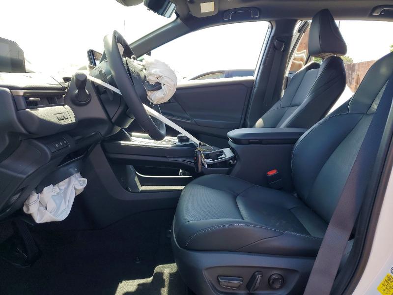 56609956 :رقم المزاد ، JTMBDAFB5TA008122 vin ، 2026 Toyota Bz مزاد بيع