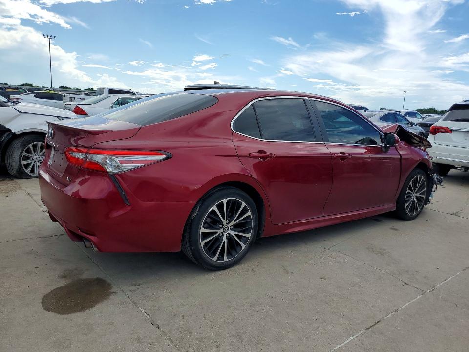 Продаж на аукціоні авто 2018 Toyota Camry, vin: 4T1B11HK6JU653844, номер лоту: 56529416