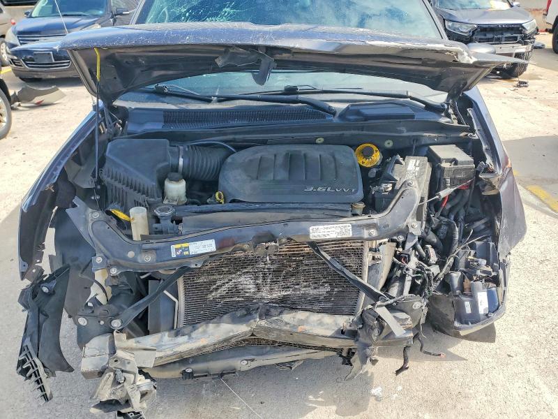 57047796 :رقم المزاد ، 2C4RDGEG1JR146179 vin ، 2018 Dodge Grand Caravan مزاد بيع