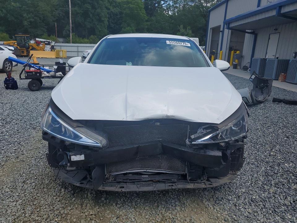 55560276 :رقم المزاد ، 5NPD84LF2LH631535 vin ، 2020 Hyundai Elantra مزاد بيع