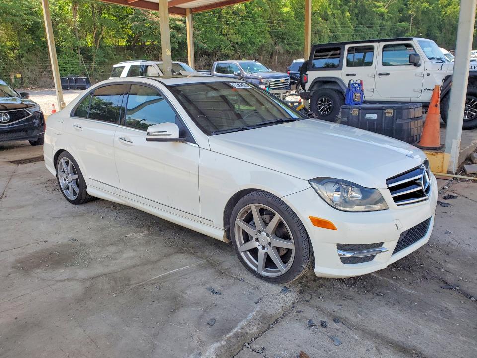 2014 Mercedes-benz C მანქანა იყიდება აუქციონზე, vin: WDDGF4HB2ER309293, აუქციონის ნომერი: 58222316