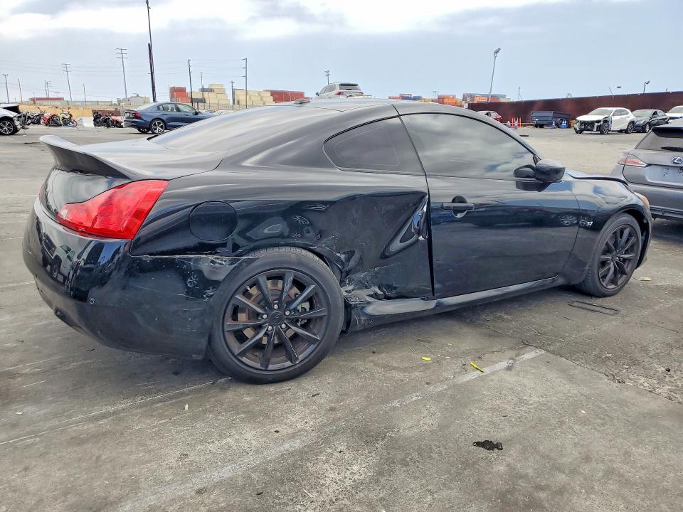 2015 Infiniti Q60 Coupe მანქანა იყიდება აუქციონზე, vin: JN1CV6EK0FM871173, აუქციონის ნომერი: 59280796