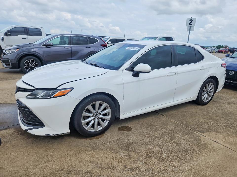 2018 Toyota Camry მანქანა იყიდება აუქციონზე, vin: 4T1B11HK5JU074019, აუქციონის ნომერი: 56503236