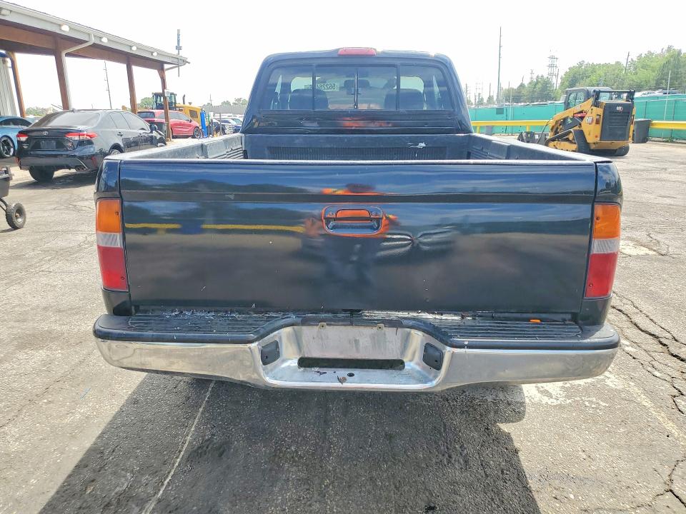 56226476 :رقم المزاد ، 4TASN92N5XZ477564 vin ، 1999 Toyota Tacoma مزاد بيع
