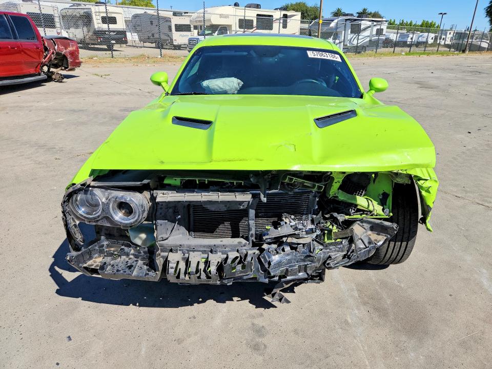 Продаж на аукціоні авто 2015 Dodge Challenger, vin: 2C3CDZBT1FH750609, номер лоту: 57063186