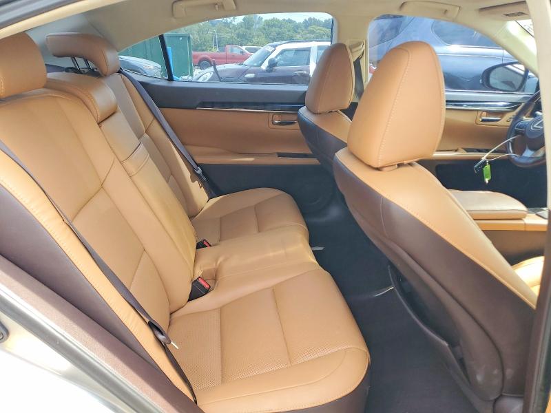 58601866 :رقم المزاد ، 58ABK1GG0JU108323 vin ، 2018 Lexus Es مزاد بيع