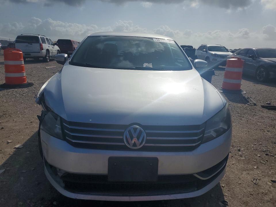 2015 Volkswagen Passat მანქანა იყიდება აუქციონზე, vin: 1VWAT7A3XFC023285, აუქციონის ნომერი: 58190806