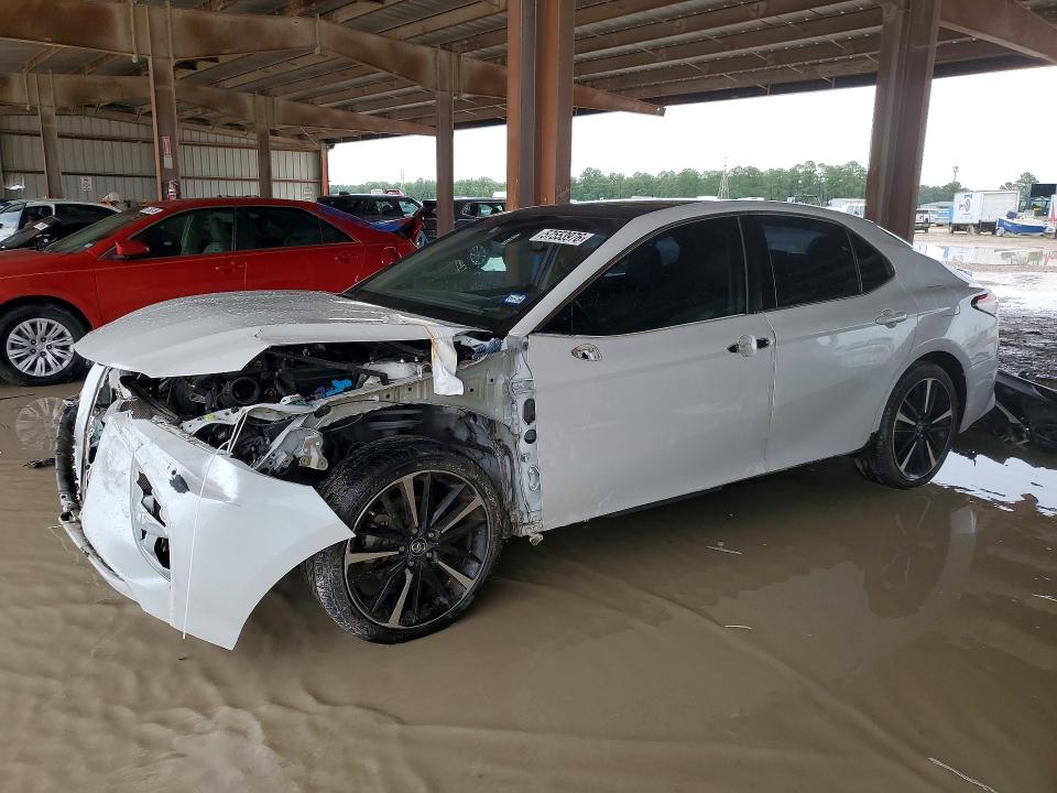 Aukcja sprzedaży 2018 Toyota Camry, vin: 4T1B61HK4JU122384, numer aukcji: 57553976
