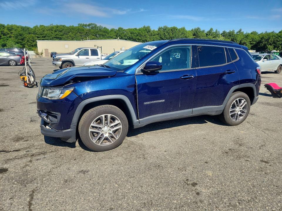 57545946 :رقم المزاد ، 3C4NJDBB6JT168030 vin ، 2018 Jeep Compass مزاد بيع