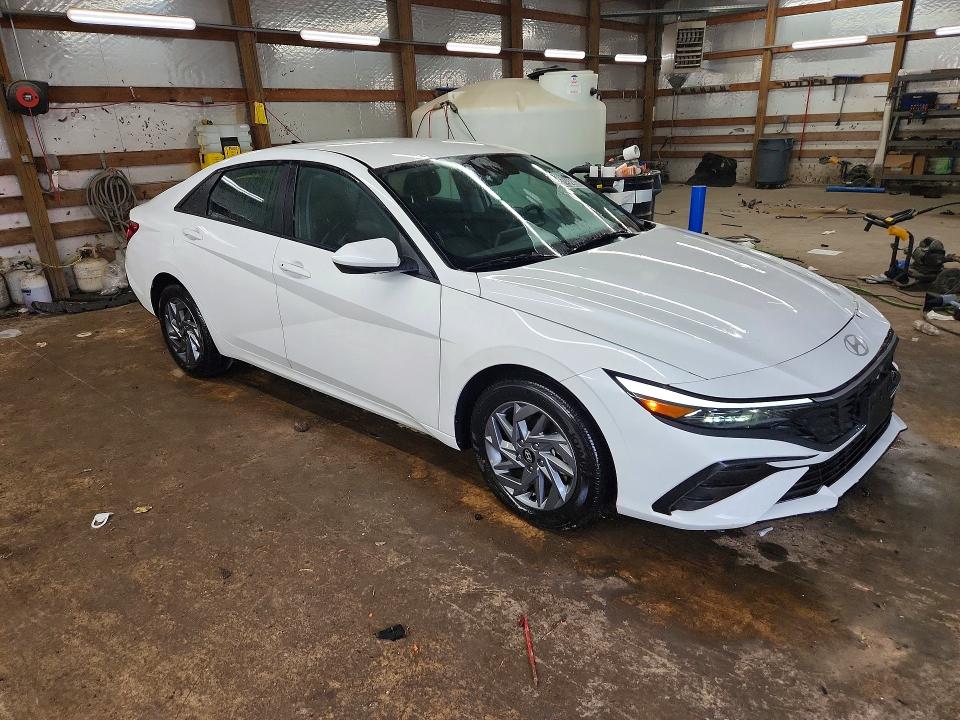 2026 Hyundai Elantra Hybrid მანქანა იყიდება აუქციონზე, vin: KMHLM4DJ9TU184875, აუქციონის ნომერი: 56152986