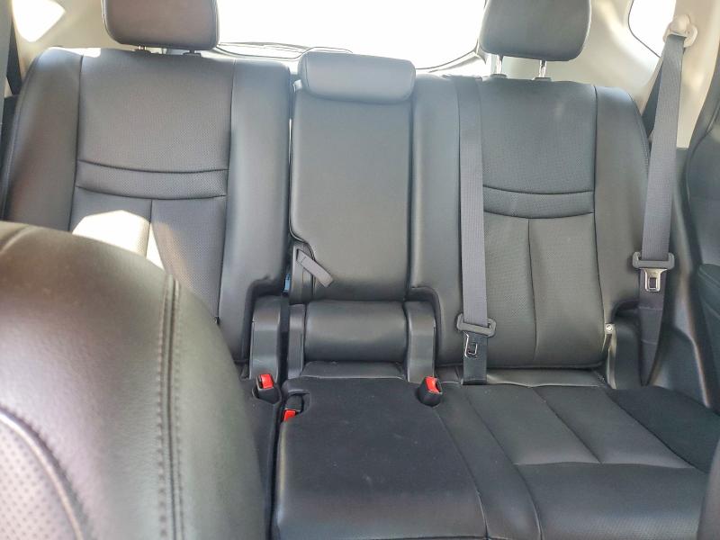 56957406 :رقم المزاد ، 5N1AT2MV2JC760889 vin ، 2018 Nissan Rogue مزاد بيع