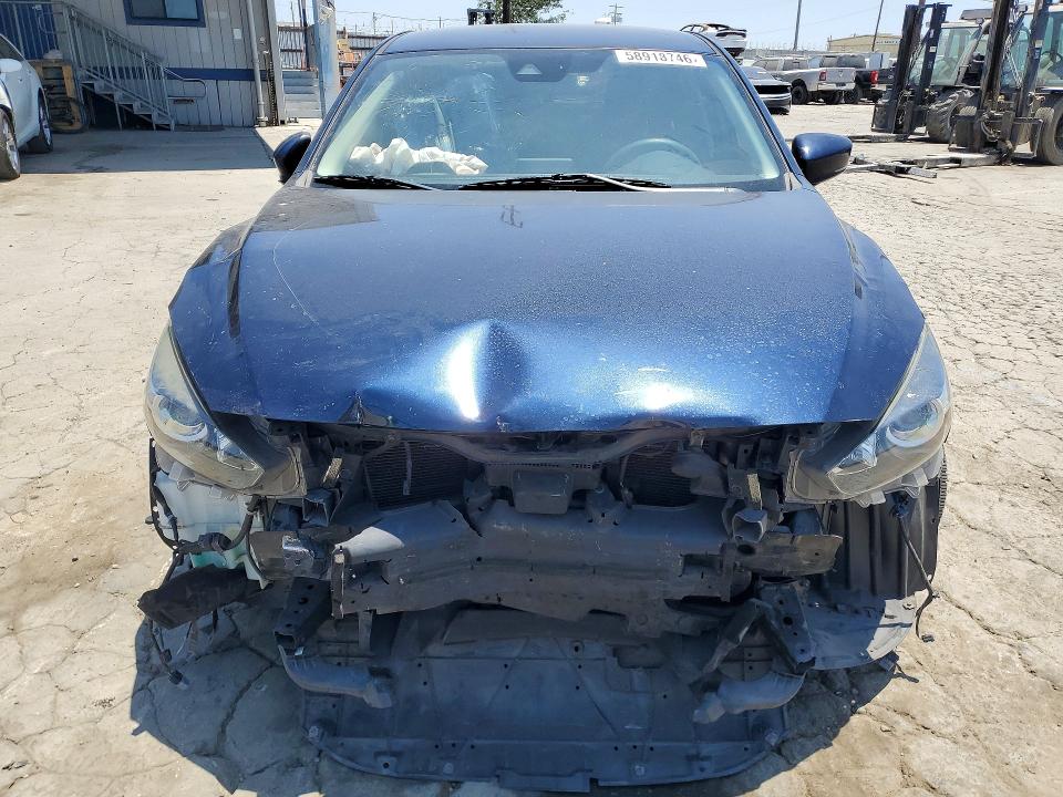 Продаж на аукціоні авто 2018 Mazda 3, vin: 3MZBN1U78JM239640, номер лоту: 58918746