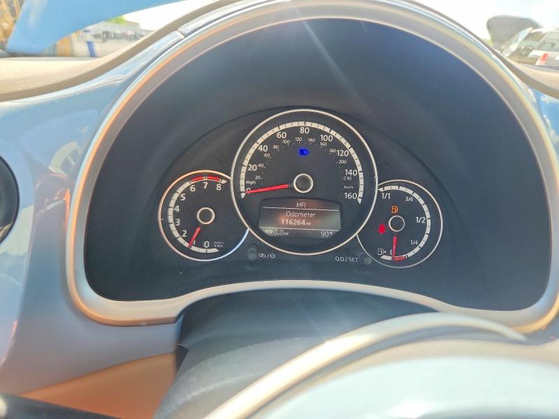 2014 Volkswagen Beetle მანქანა იყიდება აუქციონზე, vin: 3VW5X7AT1EM805672, აუქციონის ნომერი: 56473056