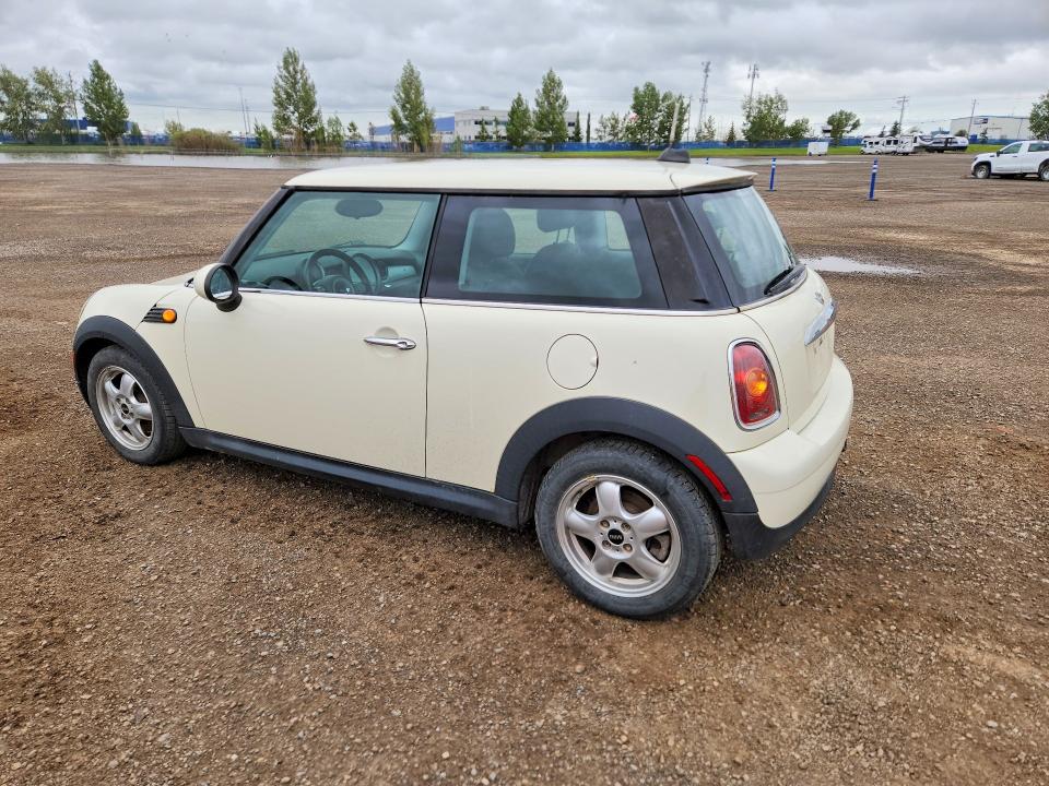 2009 Mini Cooper მანქანა იყიდება აუქციონზე, vin: WMWMF33529TU74906, აუქციონის ნომერი: 57668786