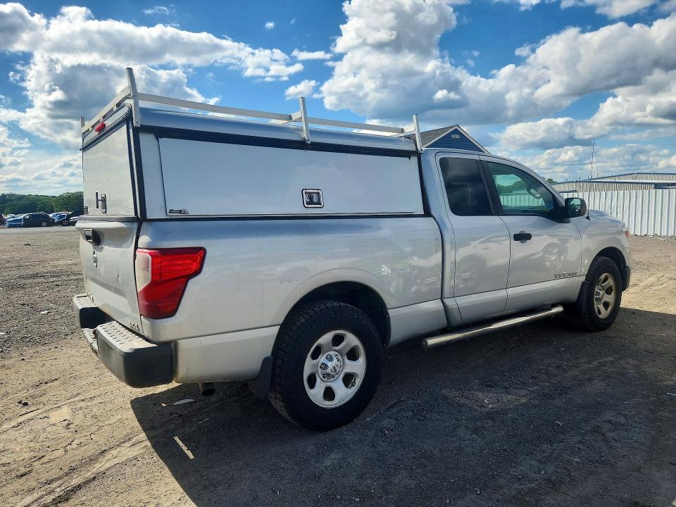 57759076 :رقم المزاد ، 1N6AA1CJ6HN570706 vin ، 2017 Nissan Titan مزاد بيع