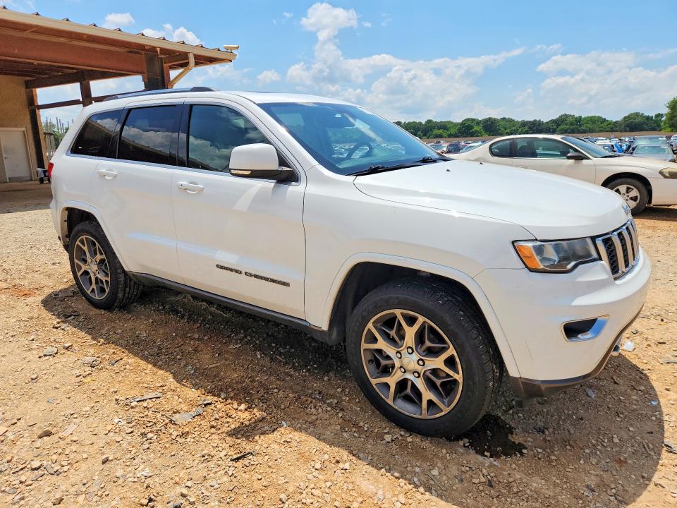 Продаж на аукціоні авто 2018 Jeep Grand Cherokee, vin: 1C4RJFBG3JC325002, номер лоту: 57193946