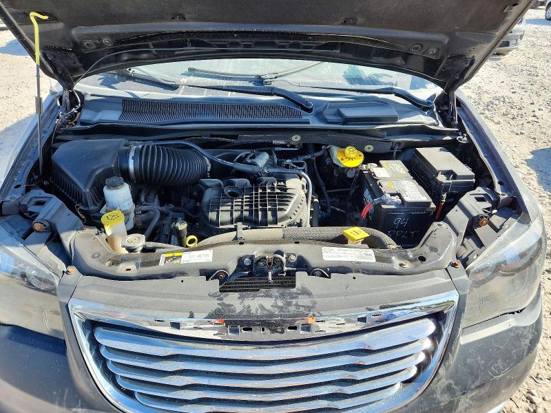 2016 Chrysler Town & Country მანქანა იყიდება აუქციონზე, vin: 2C4RC1CG5GR285422, აუქციონის ნომერი: 55866096