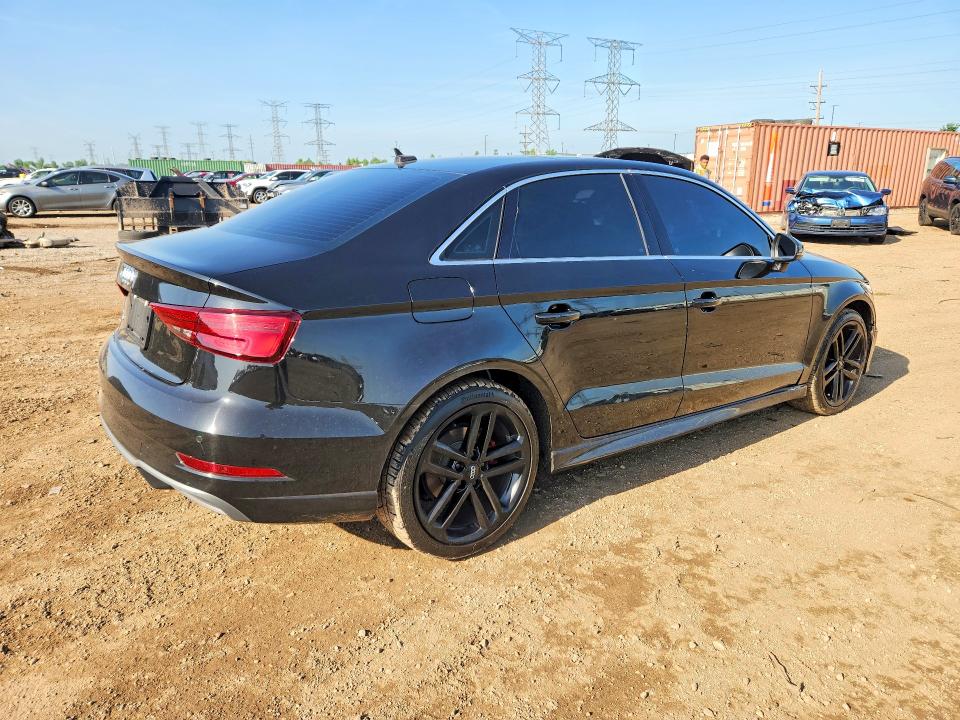 Продажа на аукционе авто 2018 Audi A3, vin: WAUGUGFF9J1006900, номер лота: 56710586