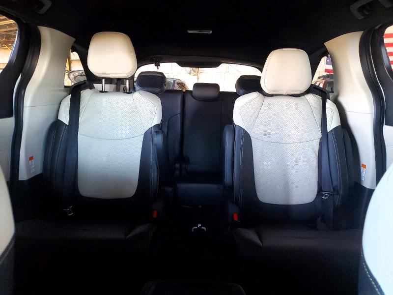 56059876 :رقم المزاد ، 5TDESKFC3TS251125 vin ، 2026 Toyota Sienna مزاد بيع