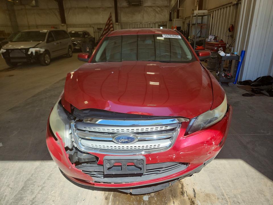 2010 Ford Taurus მანქანა იყიდება აუქციონზე, vin: 1FAHP2HW6AG101304, აუქციონის ნომერი: 55784826