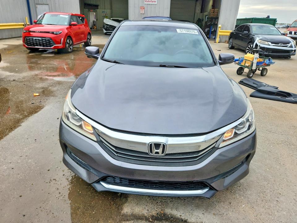 Продаж на аукціоні авто 2016 Honda Accord, vin: 1HGCR3F81GA009698, номер лоту: 57198976