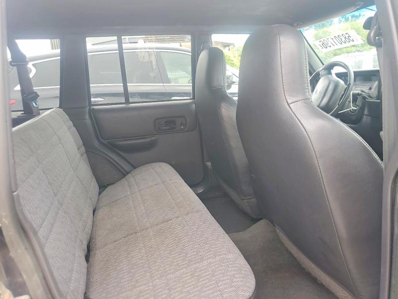 Продаж на аукціоні авто 2001 Jeep Cherokee, vin: 1J4FF48S51L588171, номер лоту: 58301796