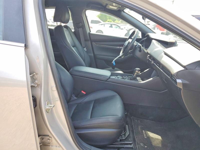 Продаж на аукціоні авто 2022 Mazda 3, vin: JM1BPAKLXN1514795, номер лоту: 55777836