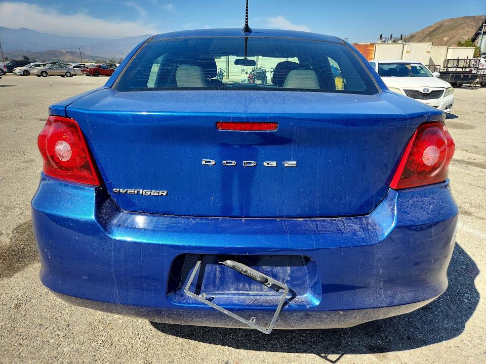56135376 :رقم المزاد ، 1C3CDZABXCN322145 vin ، 2012 Dodge Avenger مزاد بيع