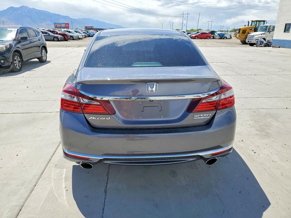 Продаж на аукціоні авто 2017 Honda Accord, vin: 1HGCR2F17HA286225, номер лоту: 85989095