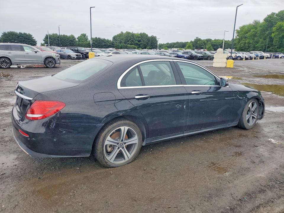Продаж на аукціоні авто 2018 Mercedes-benz E, vin: WDDZF4JB5JA382640, номер лоту: 58711096