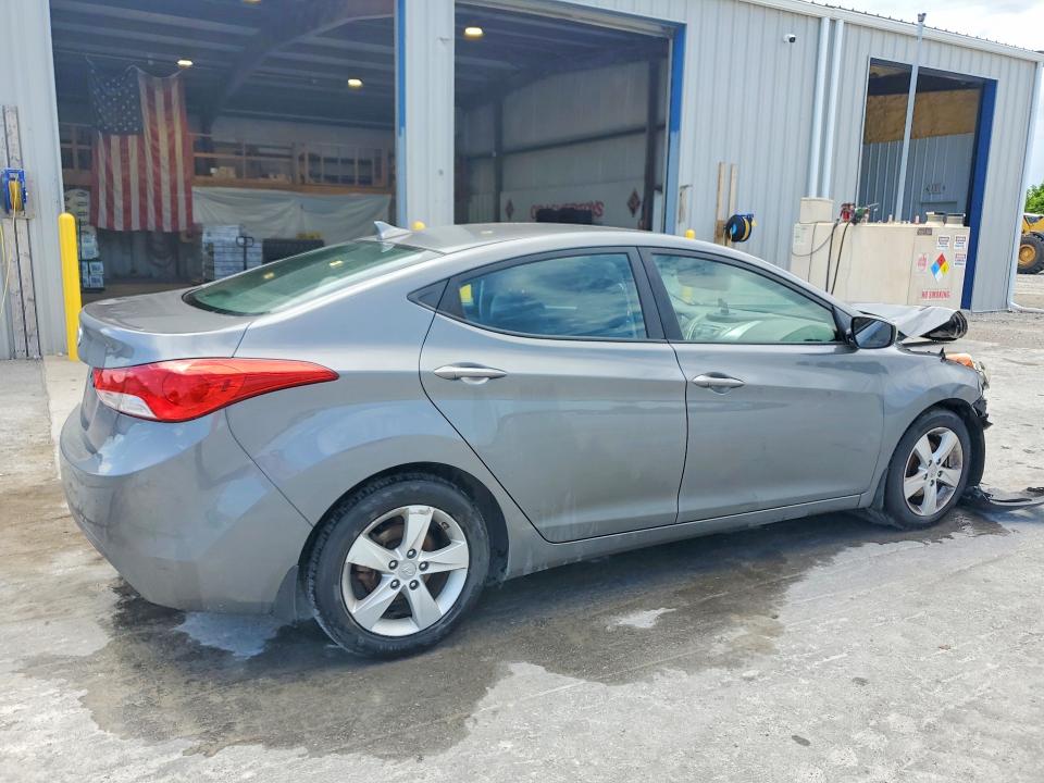 2013 Hyundai Elantra მანქანა იყიდება აუქციონზე, vin: 5NPDH4AE9DH423986, აუქციონის ნომერი: 57557976