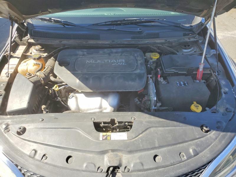 56105916 :رقم المزاد ، 1C3CCCAB8HN510119 vin ، 2017 Chrysler 200 مزاد بيع