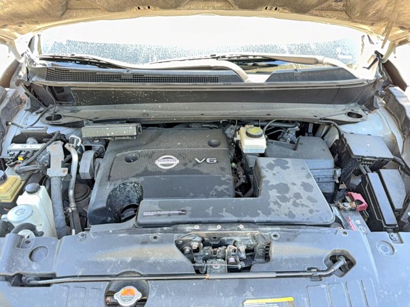 56303916 :رقم المزاد ، 5N1AR2MM8DC623417 vin ، 2013 Nissan Pathfinder مزاد بيع